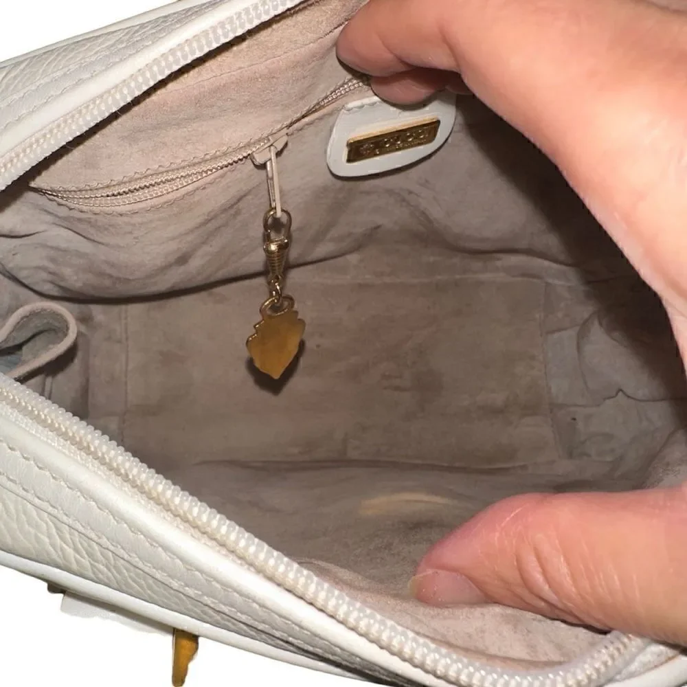 Gucci trendy white tote with gold hardware